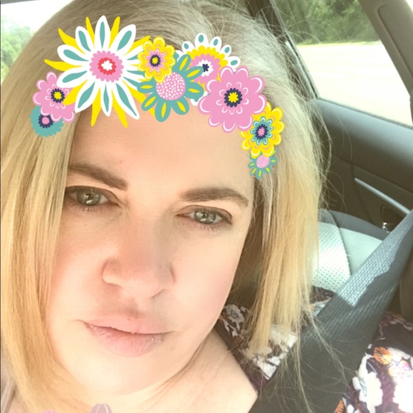 Meet your Posher, Layla J - Picture 6 of 8